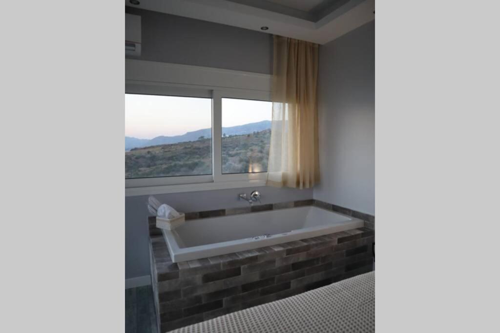 360° View Suites Cos Neápolis Kültér fotó